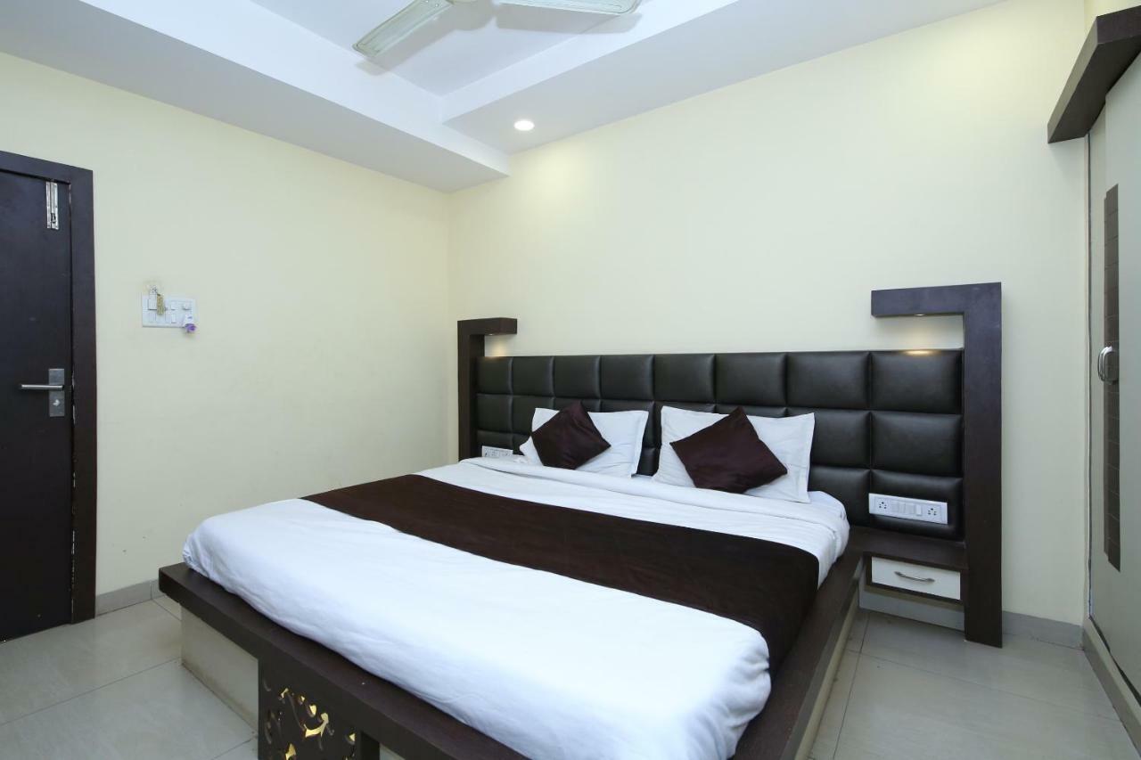 Hotel Rahul Jabalpur Bagian luar foto