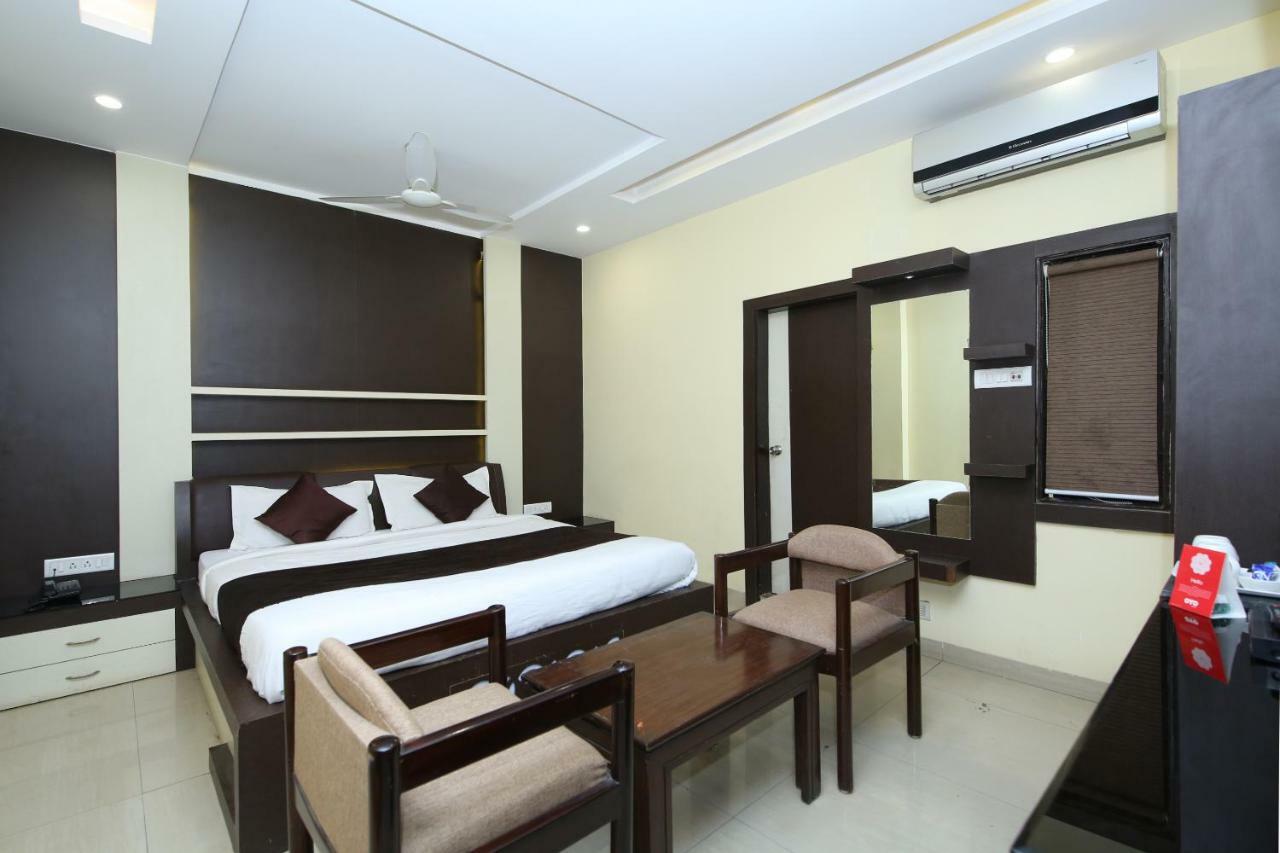 Hotel Rahul Jabalpur Bagian luar foto